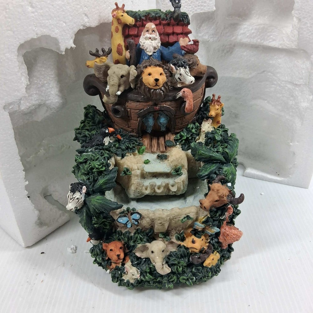 St Nicholas Square Noahs Ark Musical Holiday Fountain Joy to the World Tabletop